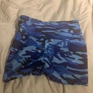 Brand new scrunch butt form fitting shorts